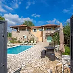 Sandi, Mediterranean With Pool And Jacuzzi Ferienhaus Gračišće
