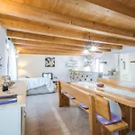 Ferienhaus Sandi, Mediterranean With Pool And Jacuzzi Gračišće