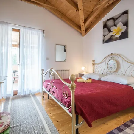 Sandi, Mediterranean With Pool And Jacuzzi * Gracisce